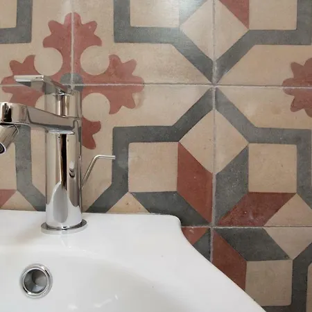 Funduq Ospitalita Iblea Tatil Evi *